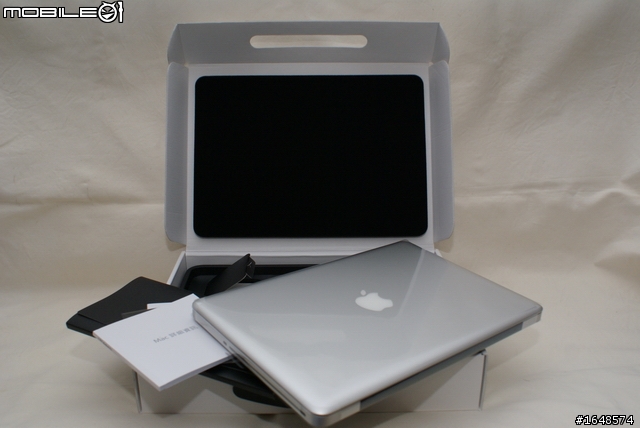 [不專業之代友開箱]MacBook Pro 13" 入門款