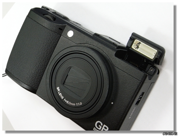 沒箱可開的分享【 RICOH GRD III 】