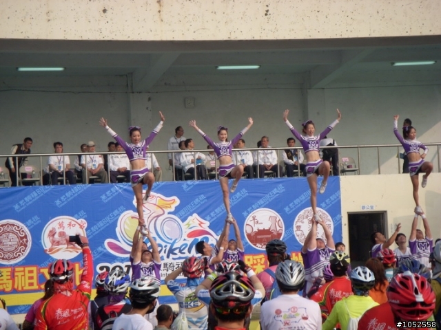 [分享]回家拜媽祖 - 2011 萬眾騎福Bike媽祖