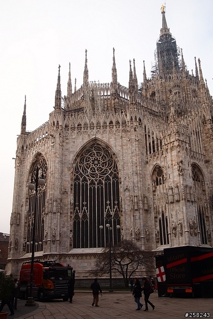 【西西分享】義大利DAY1~2---米蘭Milan、維羅納Verona