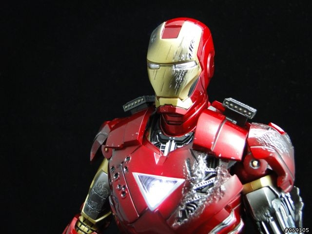 [開箱] HOT TOYS 鋼鐵人2 MARK VI
