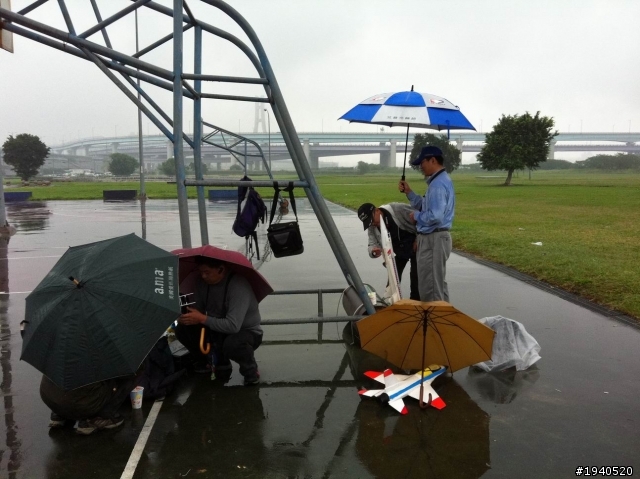 4/16.4/17三重河堤飛場第三週之下雨沒飛很難過