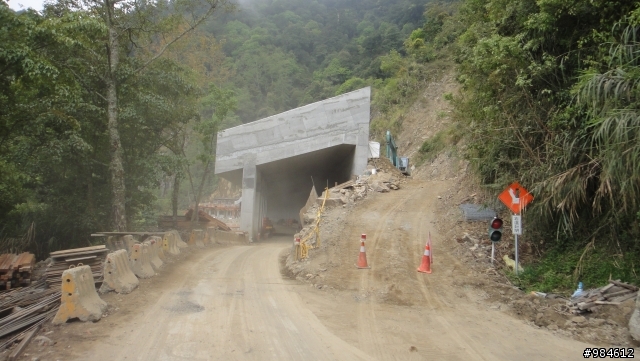 勤能補拙之再接再厲篇(台18與21連線春騎之阿里山 經塔塔加 到水里)