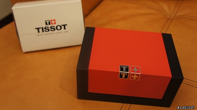 分享TISSOT Dressport 三眼計時腕錶-玫瑰金/35m
