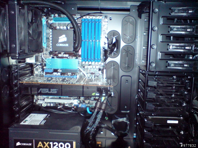 [歐噴逆八科斯]海盜新型水冷-CORSAIR H60一體式水冷散熱器開箱