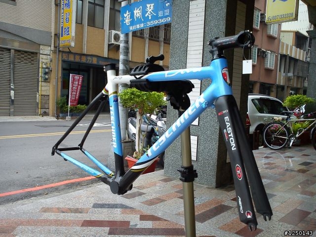 [分享]澳洲 TESCHNER DIVA 女性公路車