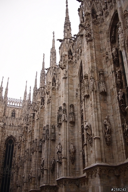 【西西分享】義大利DAY1~2---米蘭Milan、維羅納Verona