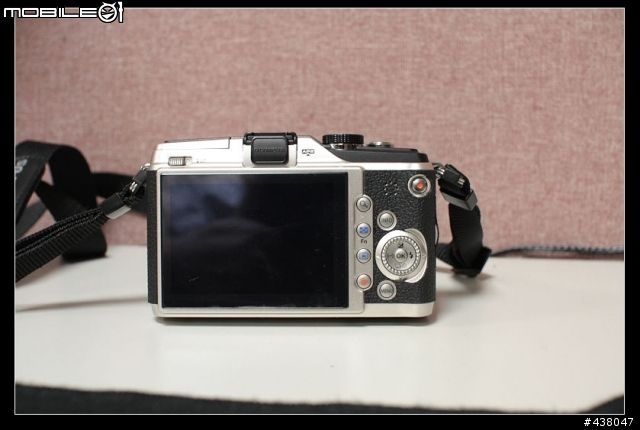 E-PL2 復古質感 經典 貼皮!! Leica fu!!