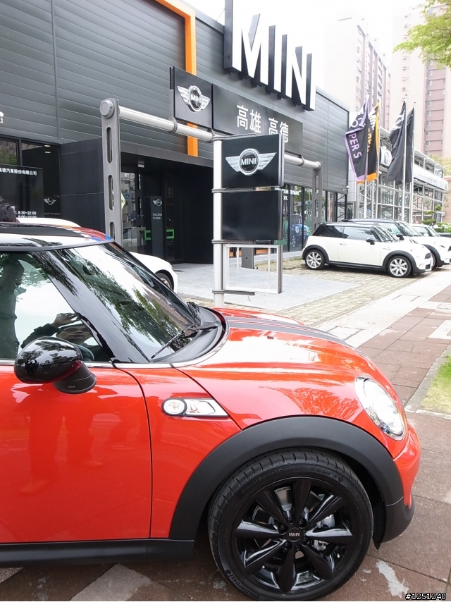 2011年式 Mini Cooper s R56小改款