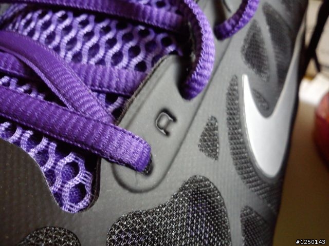 [開箱]NIKE AIR MAX+ 2011 & 真偽差別