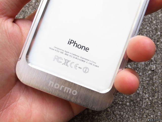 [分享] Normo Frame Case for iPhone4 最經典的鋁製鎧甲