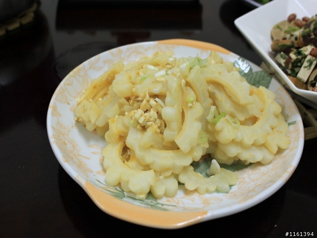 我家晚餐開飯了....吃的很心虛...