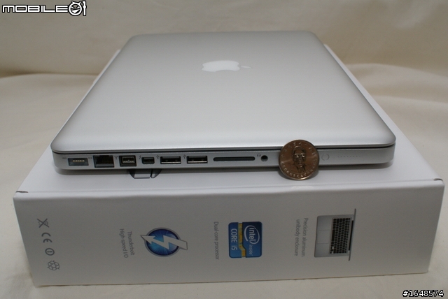 [不專業之代友開箱]MacBook Pro 13" 入門款
