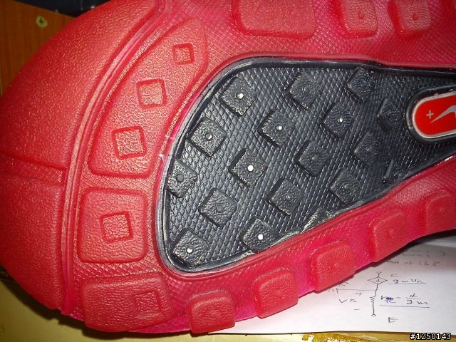 [開箱]NIKE AIR MAX+ 2011 & 真偽差別