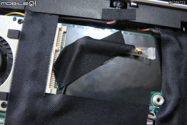 GIGABYTE S1080 平板電腦 [開箱文] + 未上市的基座照片