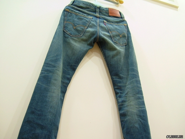 [分享] Levis 不羈酷系列 511懷舊刷色破壞丹寧褲