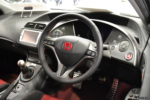 青山一丁目  CIVIC TYPE-R EURO & CR-Z