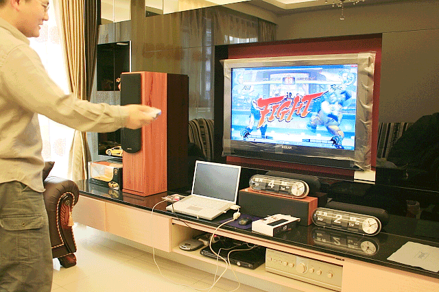 [心得分享]讓家裡的電腦也體感 Wii 一下！AIWI Joystick 無線遊戲搖桿試玩