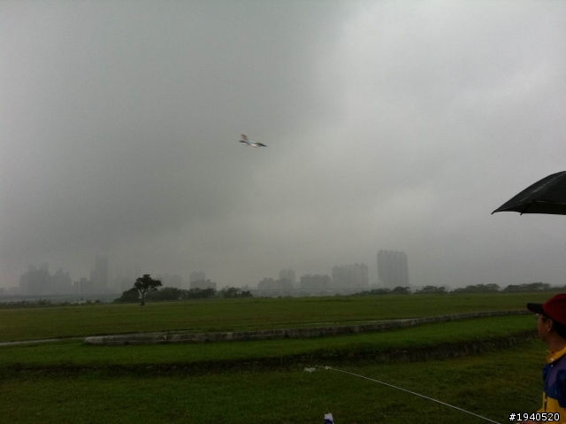 4/16.4/17三重河堤飛場第三週之下雨沒飛很難過