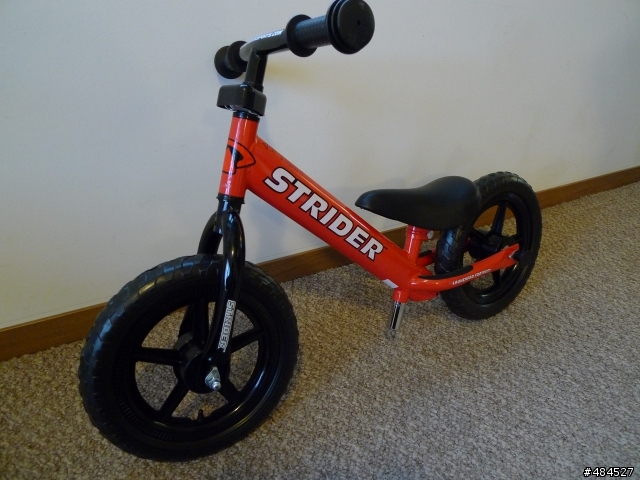 Strider bike 小朋友滑步車開箱