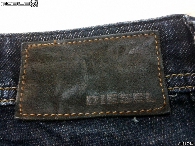 [分享] 低調好褲DIESEL VIKER-R-BOX  8Y0
