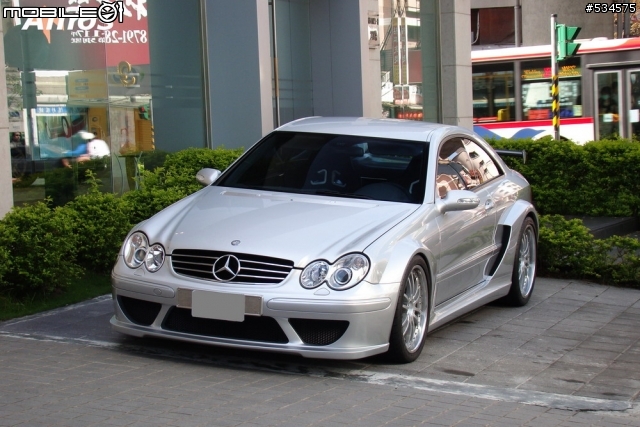 路上晃晃+Sunday