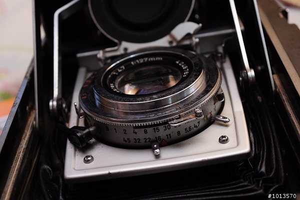 想請問 polaroid 110a 一些問題