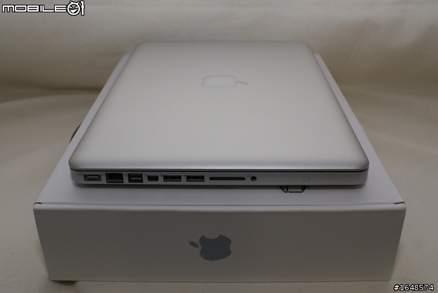 [不專業之代友開箱]MacBook Pro 13" 入門款