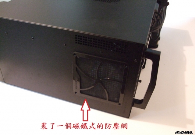 [開箱] 烏鴉RV03，I7的新家