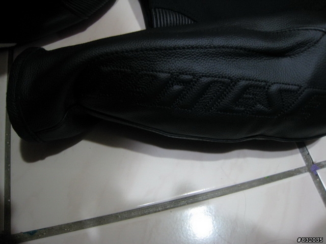 簡易開箱 Dainese T. AVRO DIV. 2件式皮衣-3D款 (4/20購買於台北Dainese旗鑑店) 刷卡/送連身滑衣/送皮衣保養液