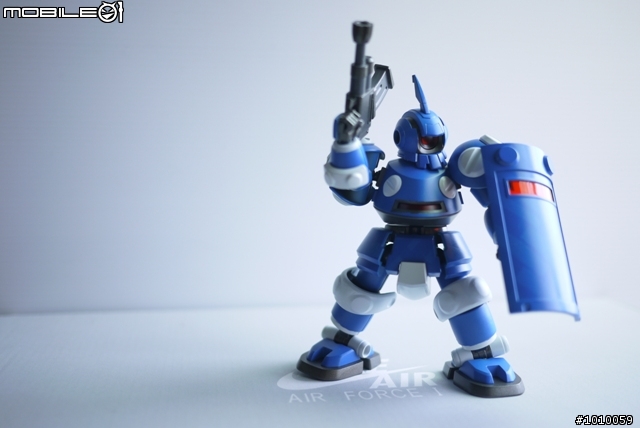 [作品分享] BANDAI  ダンボール戦機(紙箱戰機)  LBX-OO2