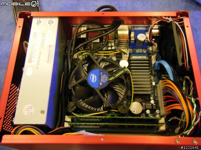 [ 開箱文] 第二代i3裝在聯力PC-Q09F機殼中