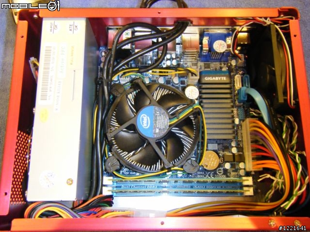 [ 開箱文] 第二代i3裝在聯力PC-Q09F機殼中
