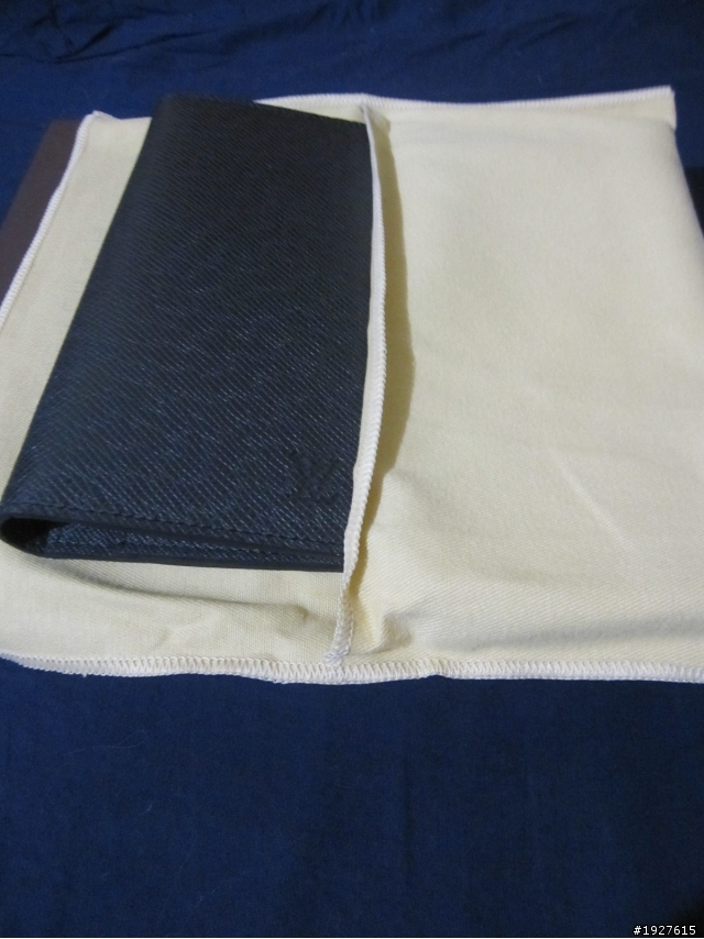[不專業開箱]LV Taiga長夾