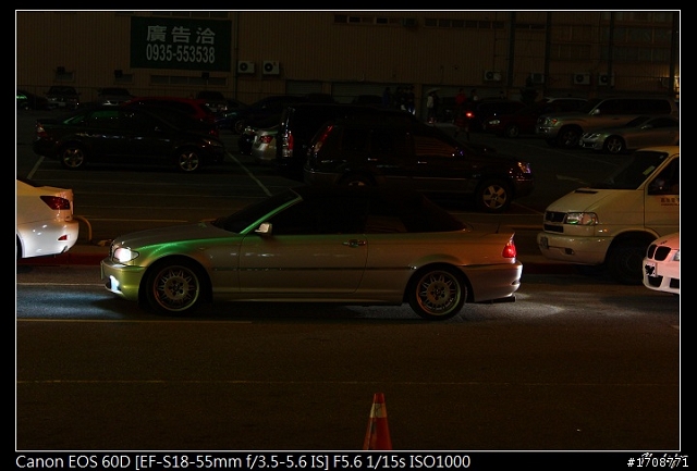 今天去美麗華看到BMW車聚~忍不住拍了幾張跟大家分享一下，這車真是帥啊> <!!!