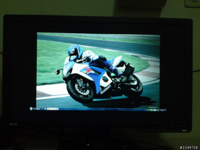 超不專業的 BenQ XL2410T 開箱文(圖多)