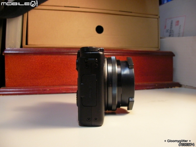 我的新機XZ-1開箱文!!(含JCC自動鏡頭蓋 賓士蓋 Lens Cap)
