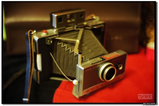 [遲了48年的開箱文] POLAROID 100