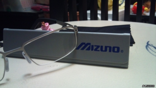 犒賞自已的『生日禮物』-->MIZUNO薄鈦鏡架 + 1.5依視路