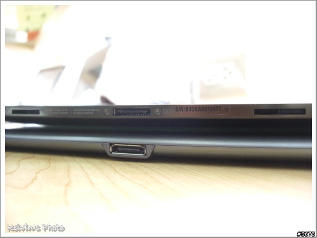 ASUS EeePad TF101 薄薄的飄來(開箱)