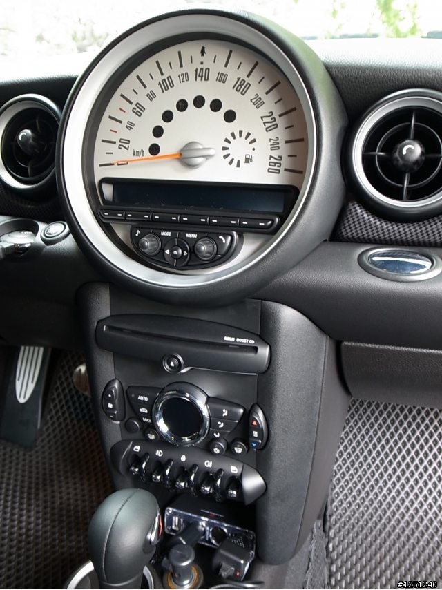 2011年式 Mini Cooper s R56小改款