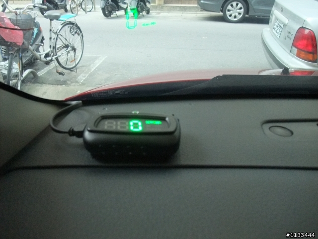 2011-4-2牽車的紅色 SX4