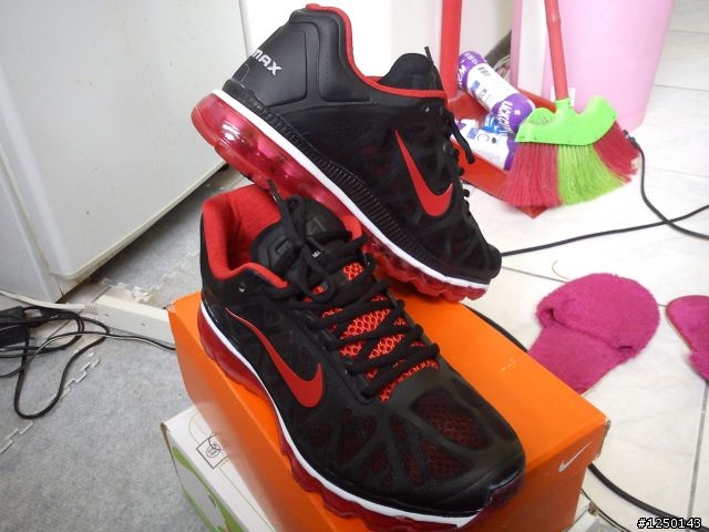 [開箱]NIKE AIR MAX+ 2011 & 真偽差別