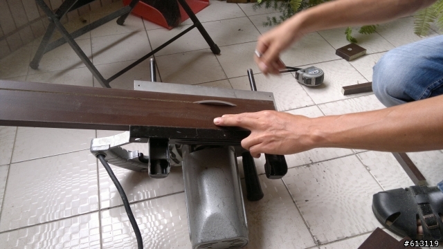(DIY)系統櫃廢材的春天~之~鍵盤收納架