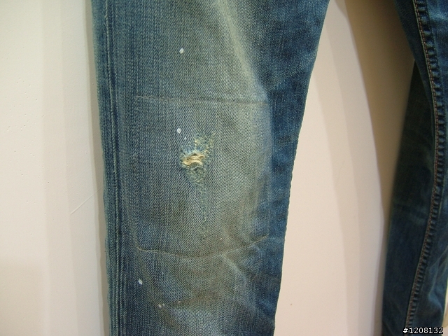 [分享] Levis 不羈酷系列 511懷舊刷色破壞丹寧褲