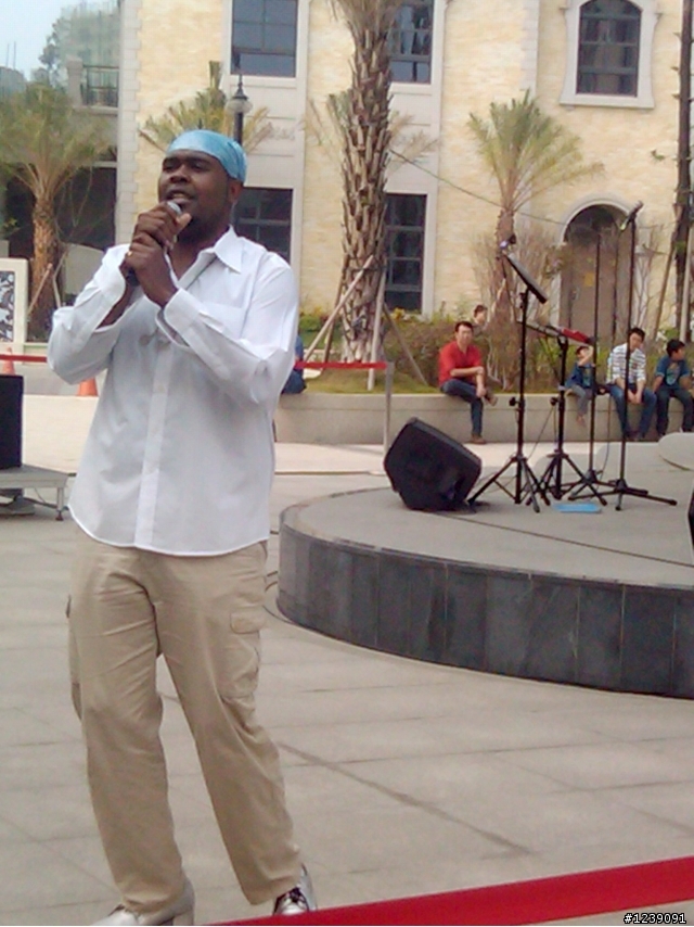 A50再次出遊之 清明時節雨紛紛~高雄天氣好的很(義大的奇幻冒險)