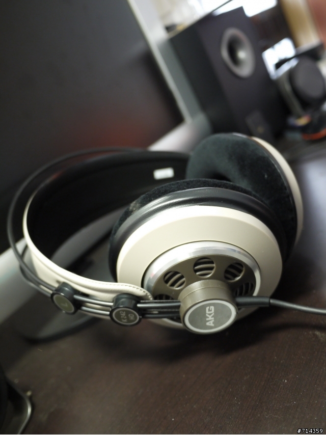 [簡易開箱+請教]AKG K242HD