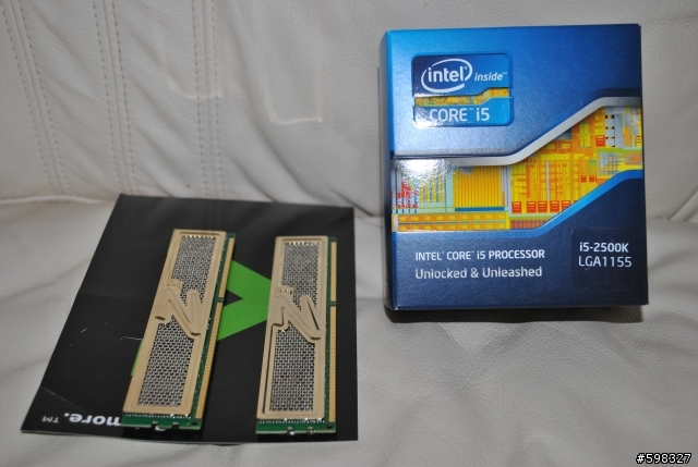 [心得分享] 迷你ITX桌機也能豪華點: 聯力PC-Q08R 照吃 i5-2500K + HD 5870 2GB