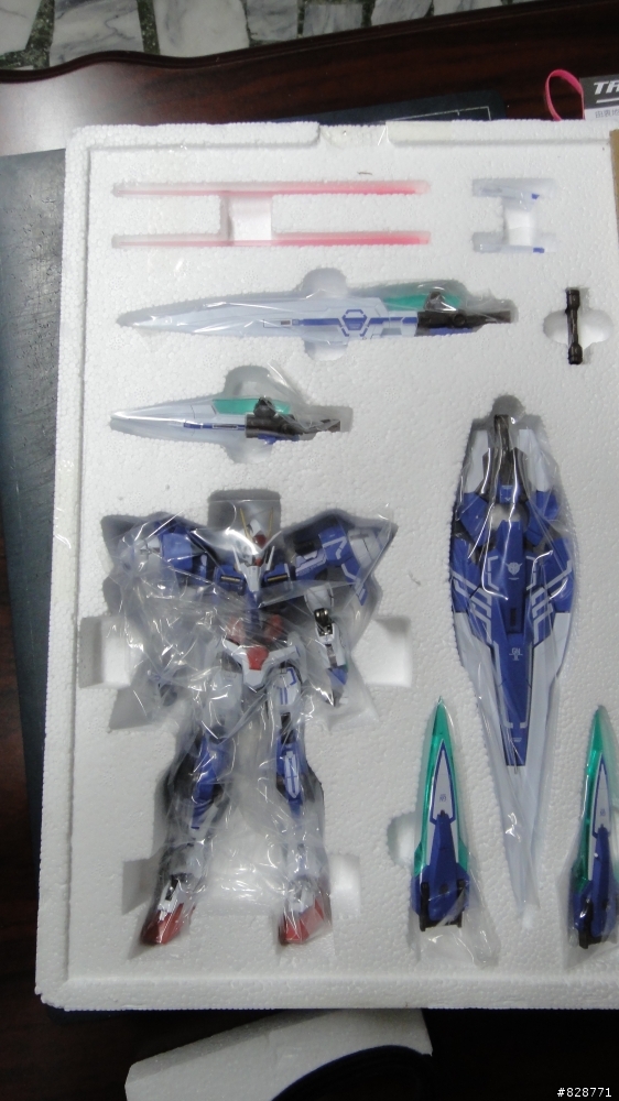 METAL BUILD 00 GUNDAM SEVEN SWORD 開箱