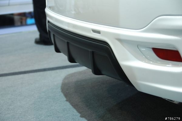 10.5代 Altis TRD 勁裝版